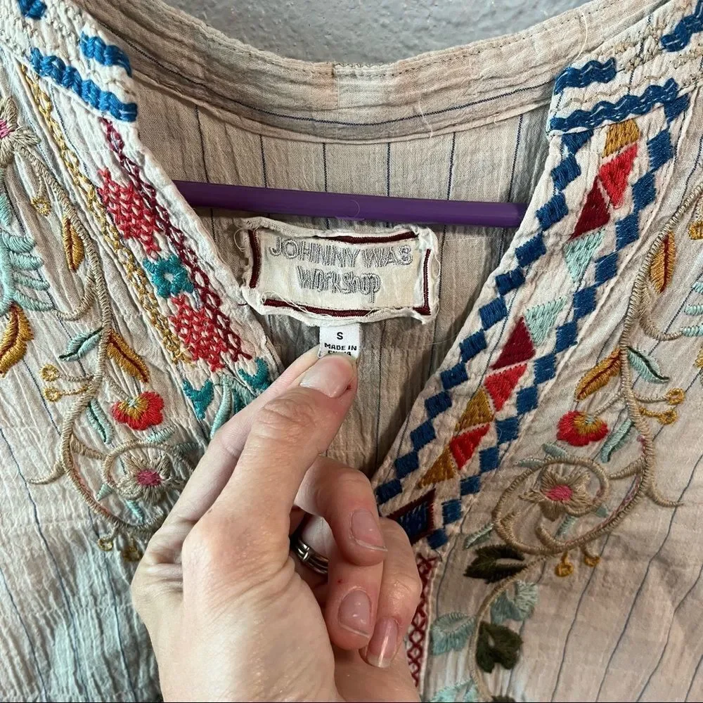 Johnny Was Cotton Eilona Embroidered Blouse - Picture 10 of 10